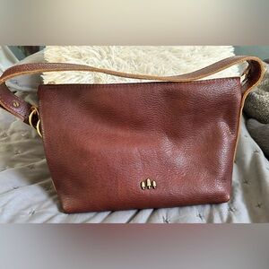 Portland Leather Goods Small Slouchy Shoulder Bag In Nutmeg